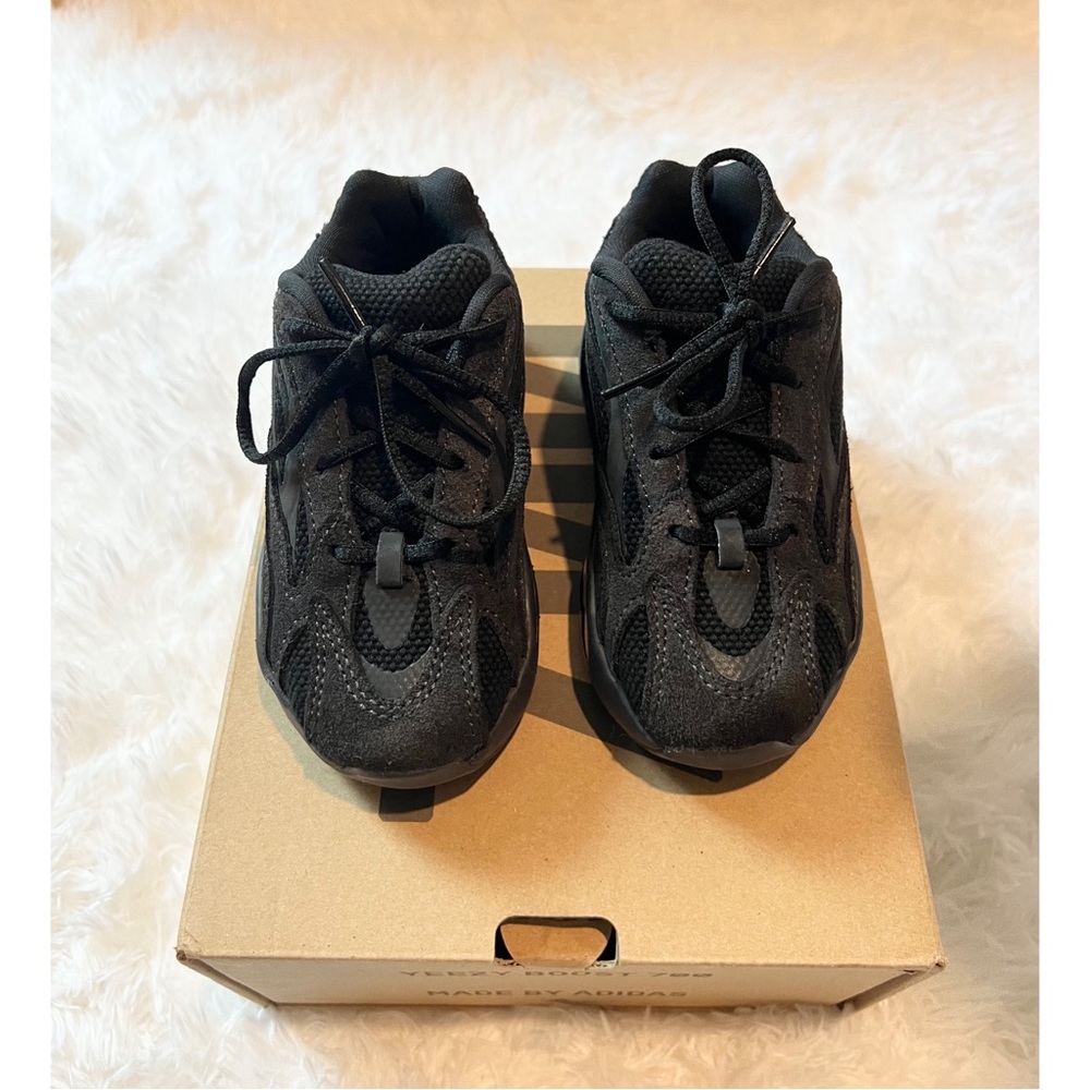 Infant Yeezy Boost 700!